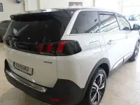 Usado Peugeot 5008 GT-line 120 CV (88 kW) 2017 Blanco Monovolumen