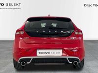 usado Volvo V40 T2 R-Design Momentum Aut.