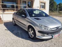 Usado Peugeot 206 109 CV (80 kW) 2002 Gris Descapotable