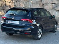 Usado Fiat Tipo Easy 120 CV (88 kW) 2018 Negro Familiar