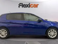 Usado Peugeot 308 Allure 131 CV (96 kW) 2018 Azul Berlina