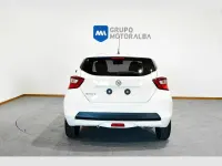 Usado Nissan Micra Tekna 92 CV (67 kW) 2022 Blanco Utilitario
