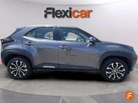 Usado Toyota Yaris Cross Active 116 CV (85 kW) 2024 Gris SUV