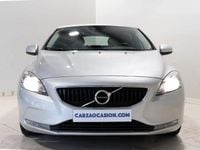 Usado Volvo V40 Kinetic 120 HP (88 kW) 2017 Cinzento Sedan