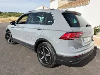 Usado VW Tiguan Life 150 CV (110 kW) 2021 Gris / plata SUV