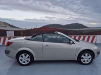 Usado Renault Mégane Cabriolet Dynamique 111 CV (81 kW) 2004 Beige Descapotable