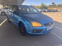 Usado Ford Focus Trend 109 CV (80 kW) 2005 Azul Utilitario