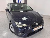 Usado Seat Ibiza Style Plus 110 CV (80 kW) 2022 Azul Utilitario