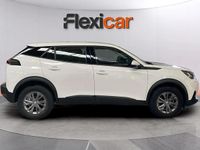 Usado Peugeot 2008 Active 110 CV (80 kW) 2021 Blanco SUV