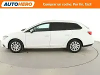 Usado Seat Leon Style 110 CV (80 kW) 2016 Blanco Familiar