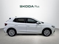 Usado Skoda Fabia Selection 95 CV (69 kW) 2023 Blanco Utilitario