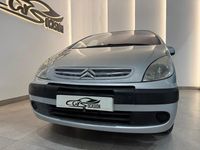 Usado Citroën Xsara Picasso Exclusive 110 CV (80 kW) 2010 Gris / plata Monovolumen