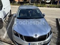 Usado Skoda Octavia 110 CV (80 kW) 2018 Gris / plata Berlina