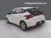 Usado Hyundai i20 100 CV (73 kW) 2021 Blanco Utilitario