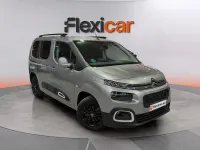 Usado Citroën Berlingo Feel 131 CV (96 kW) 2020 Gris Monovolumen