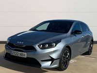Usado Kia Ceed Style 101 CV (74 kW) 2025 Plateado Utilitario