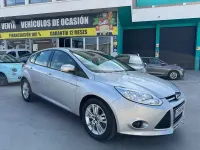 Usado Ford Focus Trend 125 CV (91 kW) 2013 Gris / plata Berlina