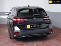 Usado Peugeot 308 Active 130 CV (95 kW) 2022 Negro Familiar
