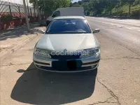 Usado Renault Laguna II Expression 136 CV (100 kW) 2004 Gris / plata Berlina