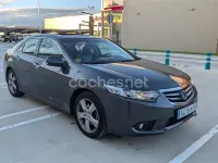 Usado Honda Accord Luxury 150 CV (110 kW) 2012 Gris / plata Berlina