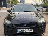 Begagnad Ford Focus Trend 100 HK (73 kW) 2006 Svart Sedan