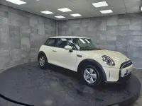 Usado Mini ONE 102 CV (75 kW) 2022 Blanco Utilitario