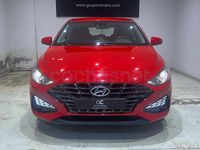 Usado Hyundai i30 110 CV (80 kW) 2022 Rojo Berlina