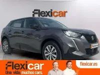 Usado Peugeot 2008 Active 110 CV (80 kW) 2022 Gris SUV