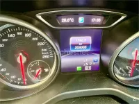 Usado Mercedes CLA180 136 CV (100 kW) 2019 Gris / plata Coupe