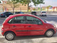Usado Citroën C3 Furio 61 CV (44 kW) 2006 Rojo Berlina