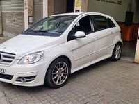 Usado Mercedes B180 Sport Edition 109 CV (80 kW) 2011 Blanco Utilitario