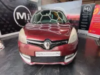 Usado Renault Scénic Bose Edition 110 CV (80 kW) 2015 Gris Monovolumen