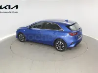 Usado Kia Ceed 100 CV (73 kW) 2025 Azul Utilitario