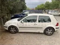 Usado VW Golf IV Highline 105 CV (77 kW) 2002 Blanco Berlina