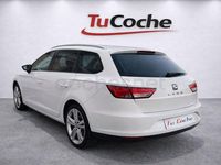 Usado Seat Leon Reference 105 CV (77 kW) 2014 Blanco Familiar