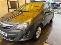 Usado Opel Corsa Selective 75 CV (55 kW) 2014 Gris / plata Utilitario