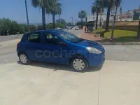Usado Renault Clio II 75 CV (55 kW) 2010 Azul Berlina