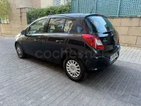 Usado Opel Corsa Selective 75 CV (55 kW) 2012 Negro Utilitario