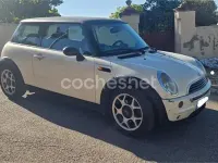 Usado Mini ONE 90 CV (66 kW) 2004 Blanco Utilitario