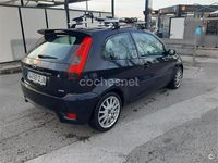 Usado Ford Fiesta Sport 90 CV (66 kW) 2005 Negro Coupe
