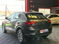 Usado VW T-Roc Advance 150 CV (110 kW) 2019 Gris SUV
