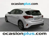 Usado Ford Focus ST-Line 125 CV (91 kW) 2023 Plateado Utilitario
