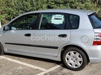 Usado Honda Civic LS 110 CV (80 kW) 2004 Gris / plata Berlina