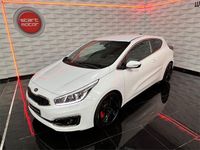 Używany Kia Ceed 130 KM (95 kW) 2016 Biały Hatchback