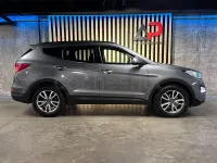 Usado Hyundai Santa Fe 150 CV (110 kW) 2014 Gris / plata SUV