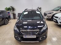 Usado Peugeot 2008 Allure 120 CV (88 kW) 2016 Negro SUV