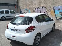Usado Peugeot 208 Signature Sky 99 CV (72 kW) 2019 Blanco Utilitario