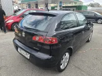 Begagnad Seat Ibiza 70 HK (51 kW) 2005 Svart Halvkombi