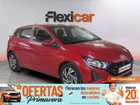 Usado Hyundai i20 101 CV (74 kW) 2024 Rojo Utilitario