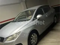 Usado Seat Ibiza Reference 70 CV (51 kW) 2010 Gris / plata Berlina
